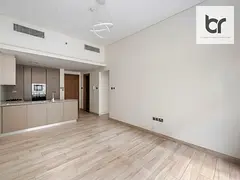 1 Bedroom Apartment | Oxford Residence 2 | Balcony | Road &amp; Community View