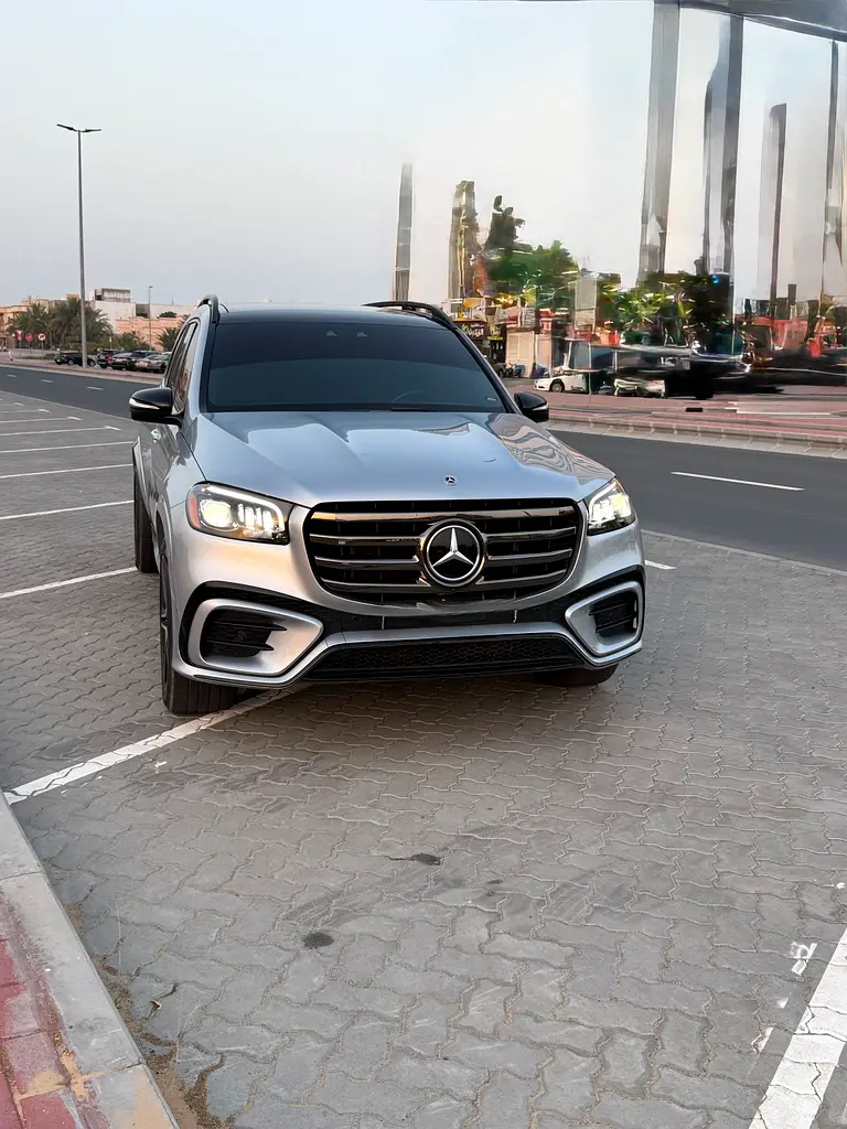 Mercedes-Benz GLS-Class 2025 — photo 1 of 19