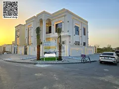 Classic corner villa in Al Helio 2