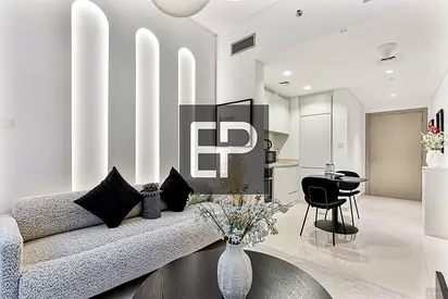 Ready to Move 1BR | Prime Location | Fully Furnished