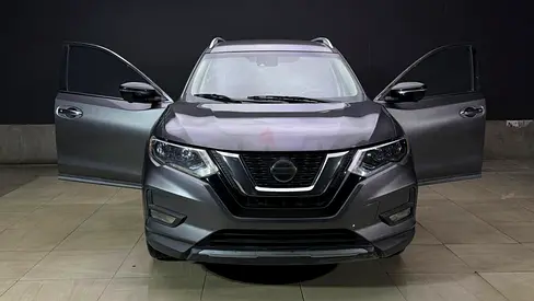 Nissan Rogue SL full option