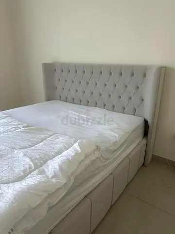 In Perfect condition Bed with mattresses Brand new