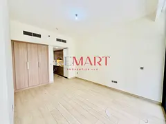 Bigger layout / Pool view / lower then market