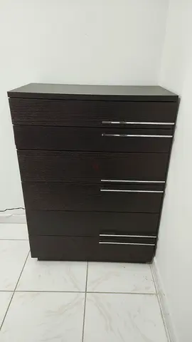 Dark Wood 6-Drawer Chest / Dresser - Good Condition
