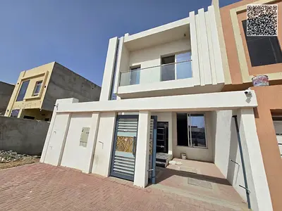 فيلا للبيع على شارع العام بجوار مول السفير تصميم طابقين وروف