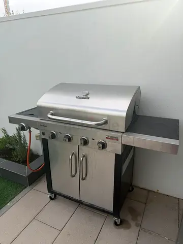 CharBroil 4 burner Tru-Infrared BBQ