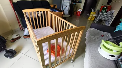 Wooden Baby crib with mattress for sale