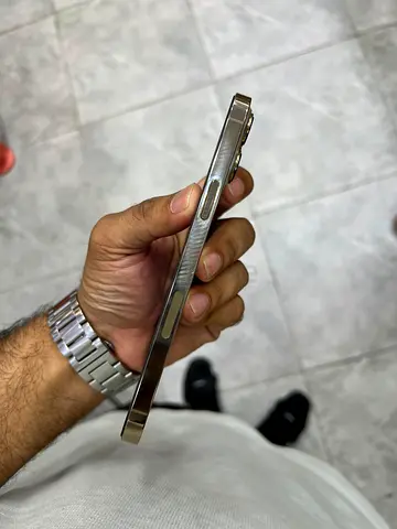 Iphone 13promax gold