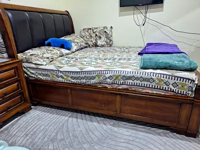 King Size Bed + 16 Mattress + Two Side Tables + Dressing Table with 6 Drawers - Excellent Condition