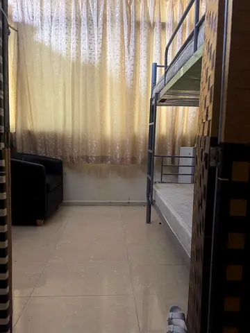 partition for 2 Ladies in Electra street