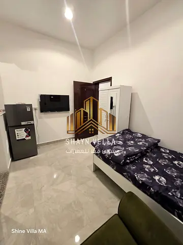 أول ساكن ستوديو للإيجار الشهري 2000 شاملة كل الفواتير مع باركينغ  و صيانة مجانية