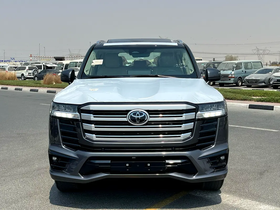 Toyota Land Cruiser 2026 — photo 1 of 20