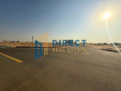 ارض مميزة في بساتين الزبير بالقرب من شارع الامارات العابر
