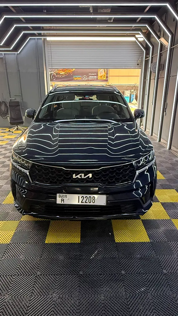Kia Sorento 2022 — photo 1 of 8
