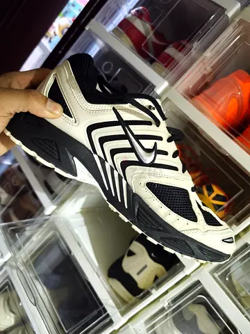 Nike air Pegasus 2k5 pale Ivory black