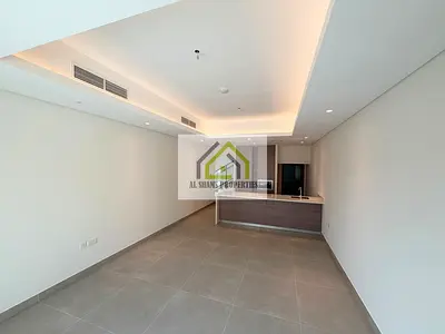 Corner 3BedRoom+2 Majlis + 2 Kitchen and Maid Room 135k 140k
