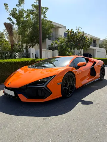 2024 Lamborghini Revuelto