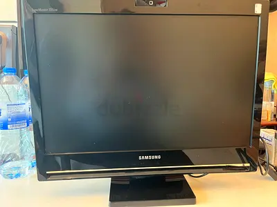 Samsung Monitor 22 inch with FREE VGA to HDMI