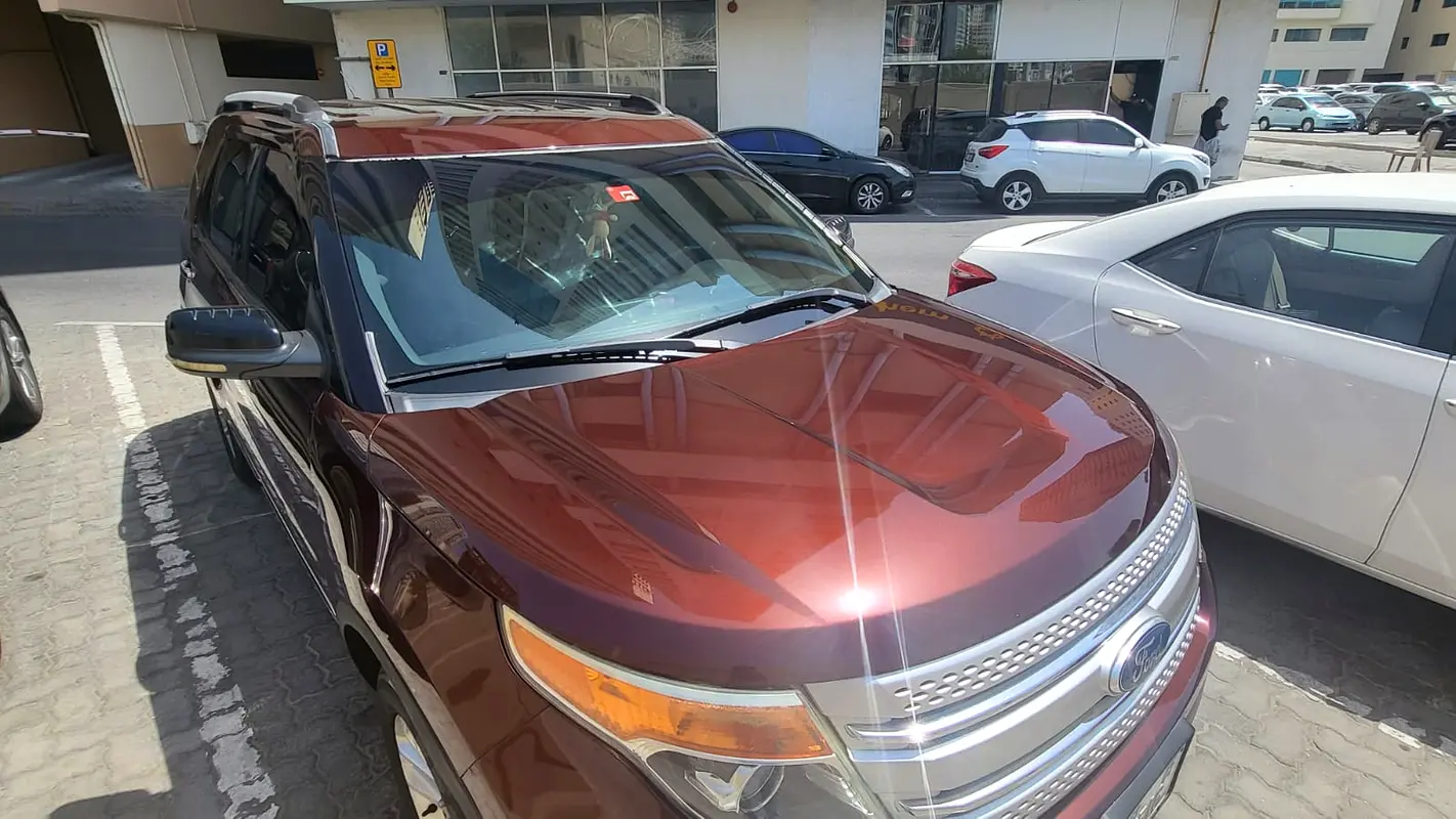Ford Explorer 2012 — photo 1 of 7