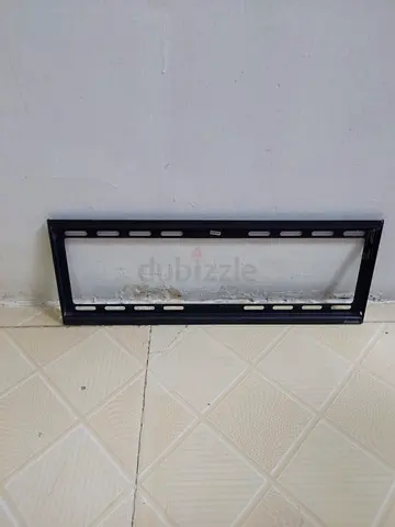 Slim TV Wall Mount Bracket Frame (Universal) - Used