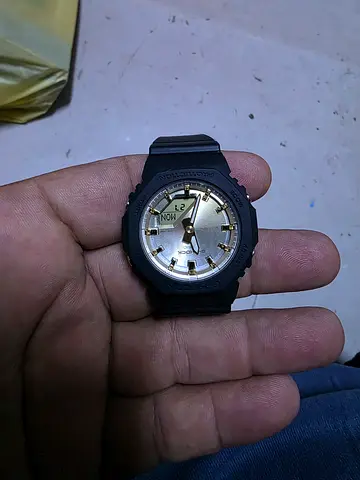 Casio-style Mens Analog Sport Watch with Black Resin Strap (Used)