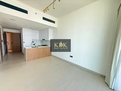 Pool View| Unfurnished 1BR| Move In Ready