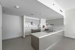 Fountain view | Well Maintained | + Maids
