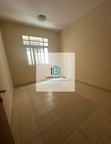 For Rent – 2‑Bedroom Apartment in Muweilah Commercial