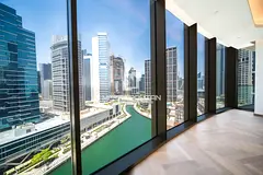 Ultra Spacious | Modern Finishes | Canal View