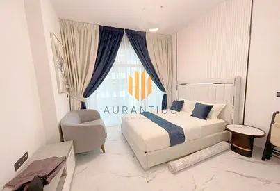 Community View | Furnished | 12 Cheques