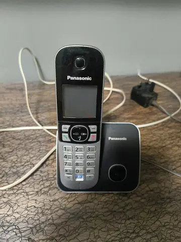 Panasonic Cordless Landline Phone with Base - Good Working Condition