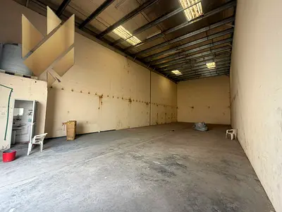 مستودعات للايجار || االصناعيه 18|| مساحة 3000 قدم