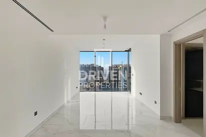 Brand New with Study Room | Ready to move in