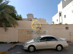 For sale: a traditional house in the Misloun area, 2500 square feet, prime location on a corner of t