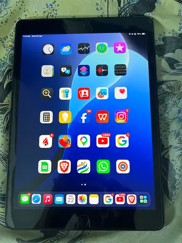 Apple iPad 7 Wi-Fi +sim(with Home Button) -128gb Good Working Condition