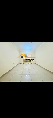 Gorgeous 1BHK Apartment with Balcony and Parking //Close to Park and mosque