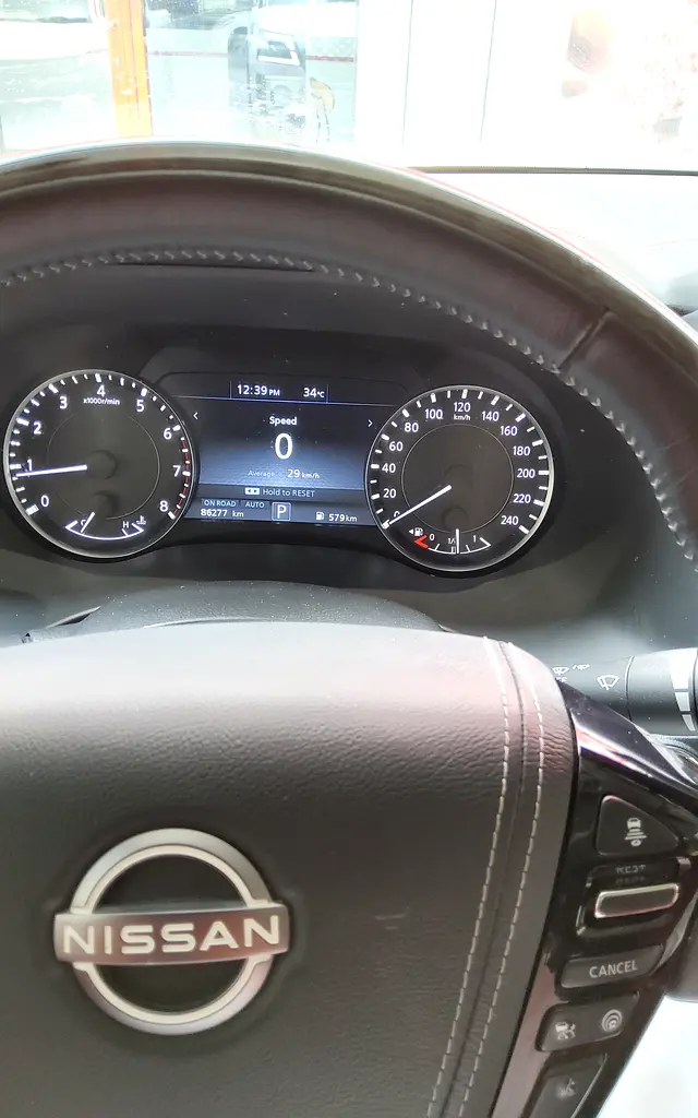 Nissan Patrol 2024 — photo 1 of 6