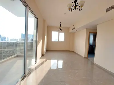 شقة غرفة وصالة واسعة | جاهزة للسكن | 58,000 درهم سنوياً