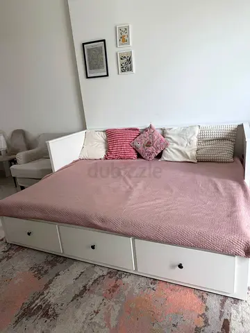 Ikea Day bed with two mettreses available in perfect condition