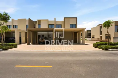 Brand New | Corner | Vacant | Top Amenities