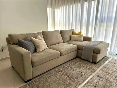 Crategbarrel L Shape Sofa Excellent condition
