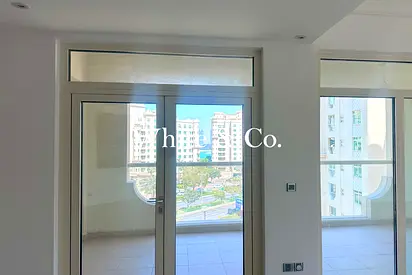 High Floor | Fully Upgraded and Renovated