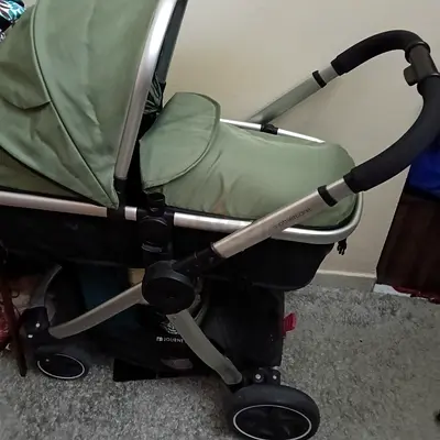 Green mamas  papas pram stroller - used, good condition