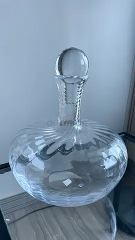 Large Clear Glass Decanter with Stopper
