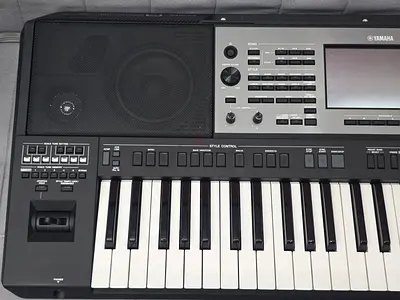 Yamaha Portable Keyboard with Built-in Speakers - Good Working Condition