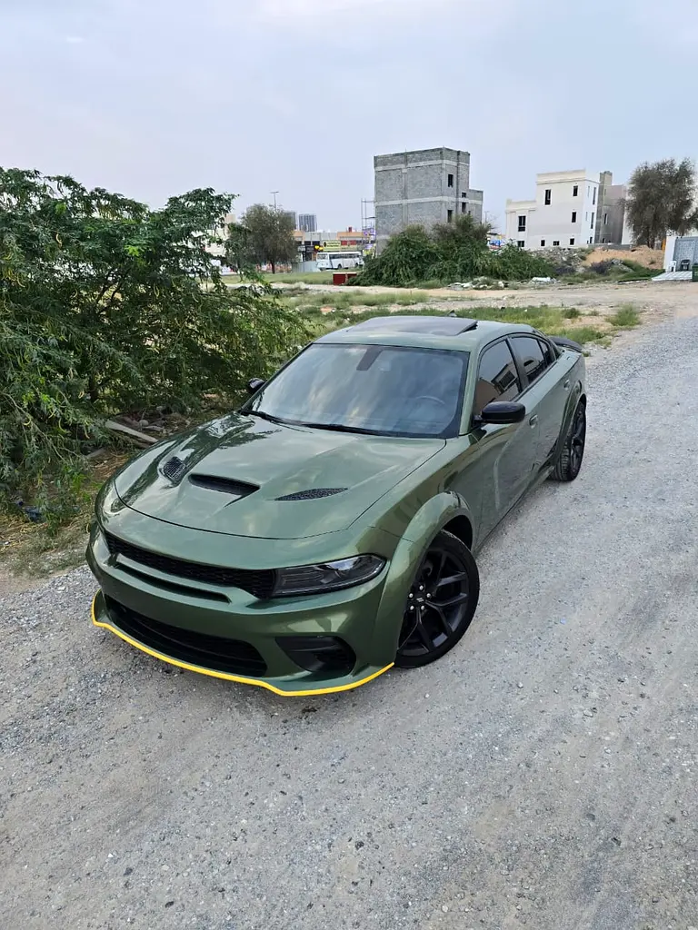 Dodge Charger 2022 — photo 1 of 16