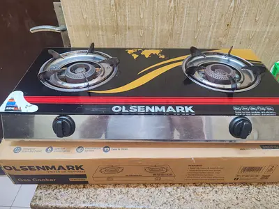 Olsenmark 2-Burner Gas Stove - Glass Top, Used