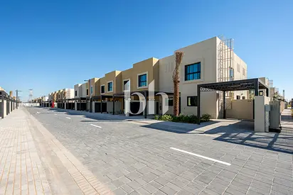 4BR Townhouse | Brand New | Resale