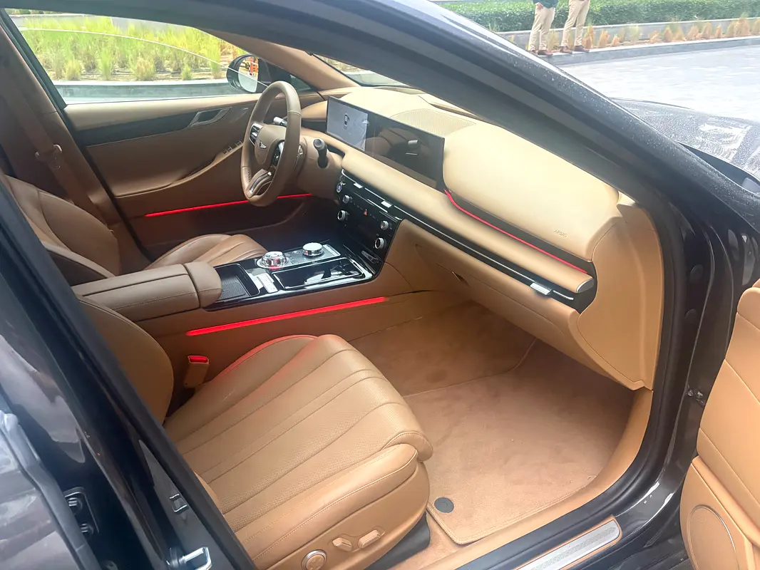 Genesis G80 2026 — photo 1 of 17