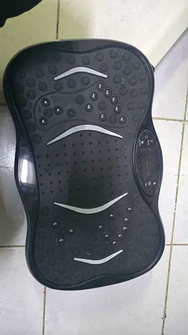 Used Vibration Plate Exercise Machine - Compact Whole Body Vibe